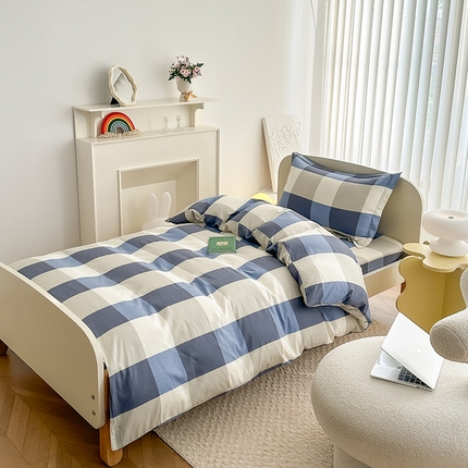 91家纺网 家纺一手货源 找家纺 凌云家纺 2025新款A类13372印花全棉被套  蓝大格