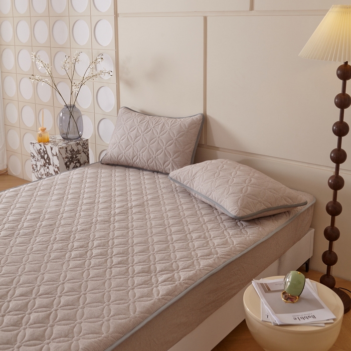 91家纺网 家纺一手货源 找家纺 杜先生 2024新款无印风水洗棉夹棉床笠 米条纹