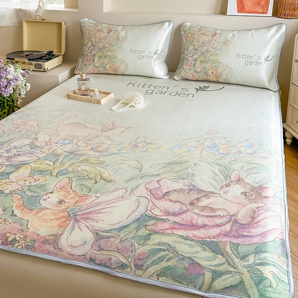 91家纺网 家纺一手货源 找家纺 萝莉家纺 2024新款大版印花冰丝凉席床席床笠款 小猫咪的花园-床笠款