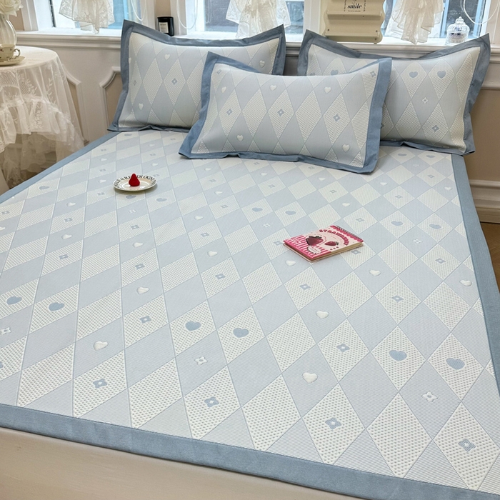 91家纺网 家纺一手货源 找家纺 全季家居 2024新款5A速冷PE小动物系列凉豆豆席 千鸟格-天蓝-床席款