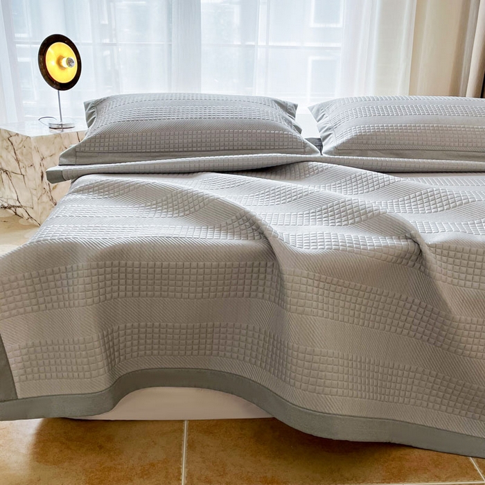 91家纺网 家纺一手货源 找家纺 全季家居 2024新款5A速冷PE简约系列凉豆豆席 格调-浅灰-床席款