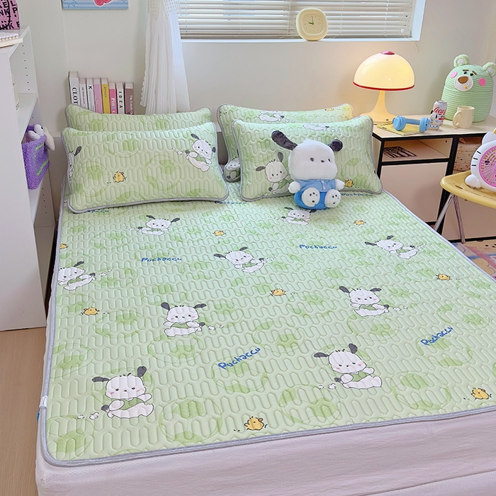 91家纺网 家纺一手货源 找家纺 澳萝拉 2024新款A类凉感丝三丽鸥乳胶凉席 足球小帕