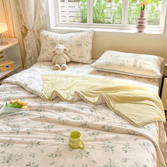 91家纺网 家纺一手货源 找家纺 古吉梦 2024新款冰激凌凉感丝夏被-小清新 凉感丝夏被-春意+莴苣