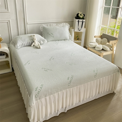 91家纺网 家纺一手货源 找家纺 （总）卡初家居（原微来） 2025新款A类抗菌凉豆豆床裙款凉席--皇冠系列