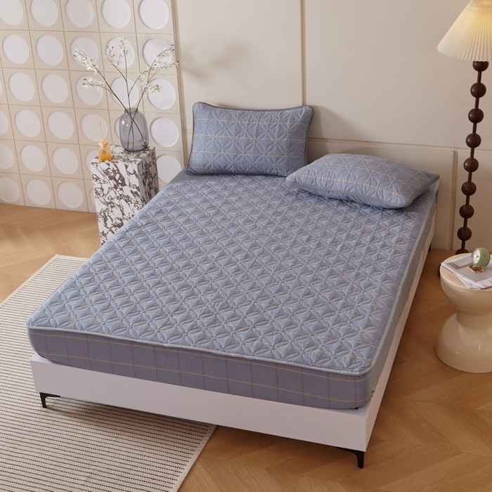 91家纺网 家纺一手货源 找家纺 杜先生 2024新款无印风水洗棉夹棉床笠 牛仔蓝大格