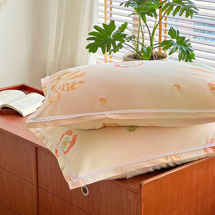 91家纺网 家纺一手货源 找家纺 萌宝老粗布毛绒玩具 2025新款原棉老粗布印花床单系列细纱帆布软凉席三枚段条花边款 向阳花