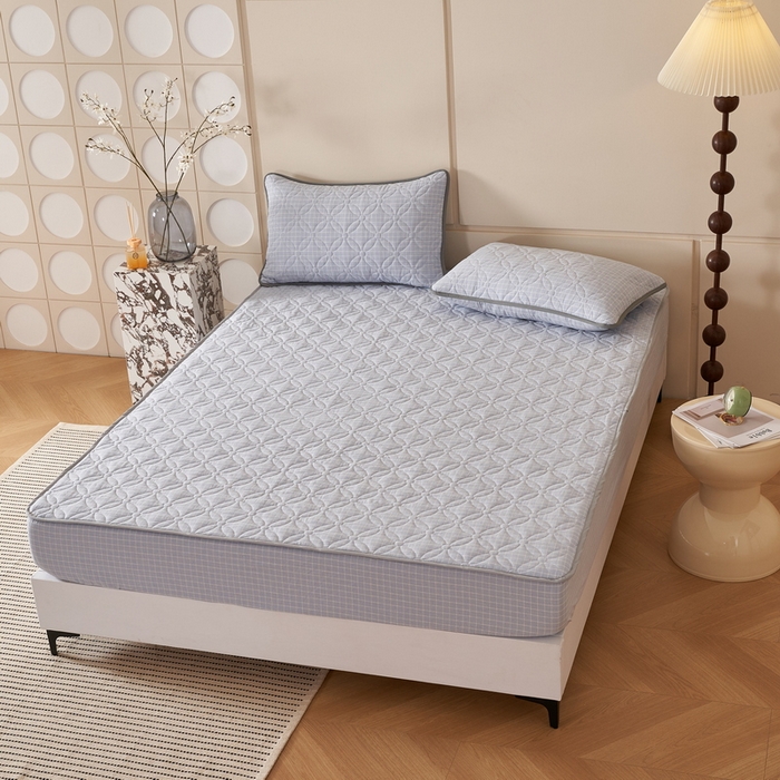 91家纺网 家纺一手货源 找家纺 杜先生 2024新款无印风水洗棉夹棉床笠 浅兰小格