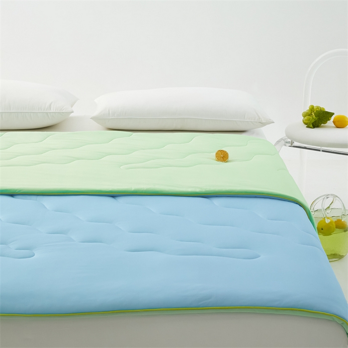 91家纺网 家纺一手货源 找家纺 古吉梦 2024新款冰激凌西瓜被夏凉被 蜜瓜绿