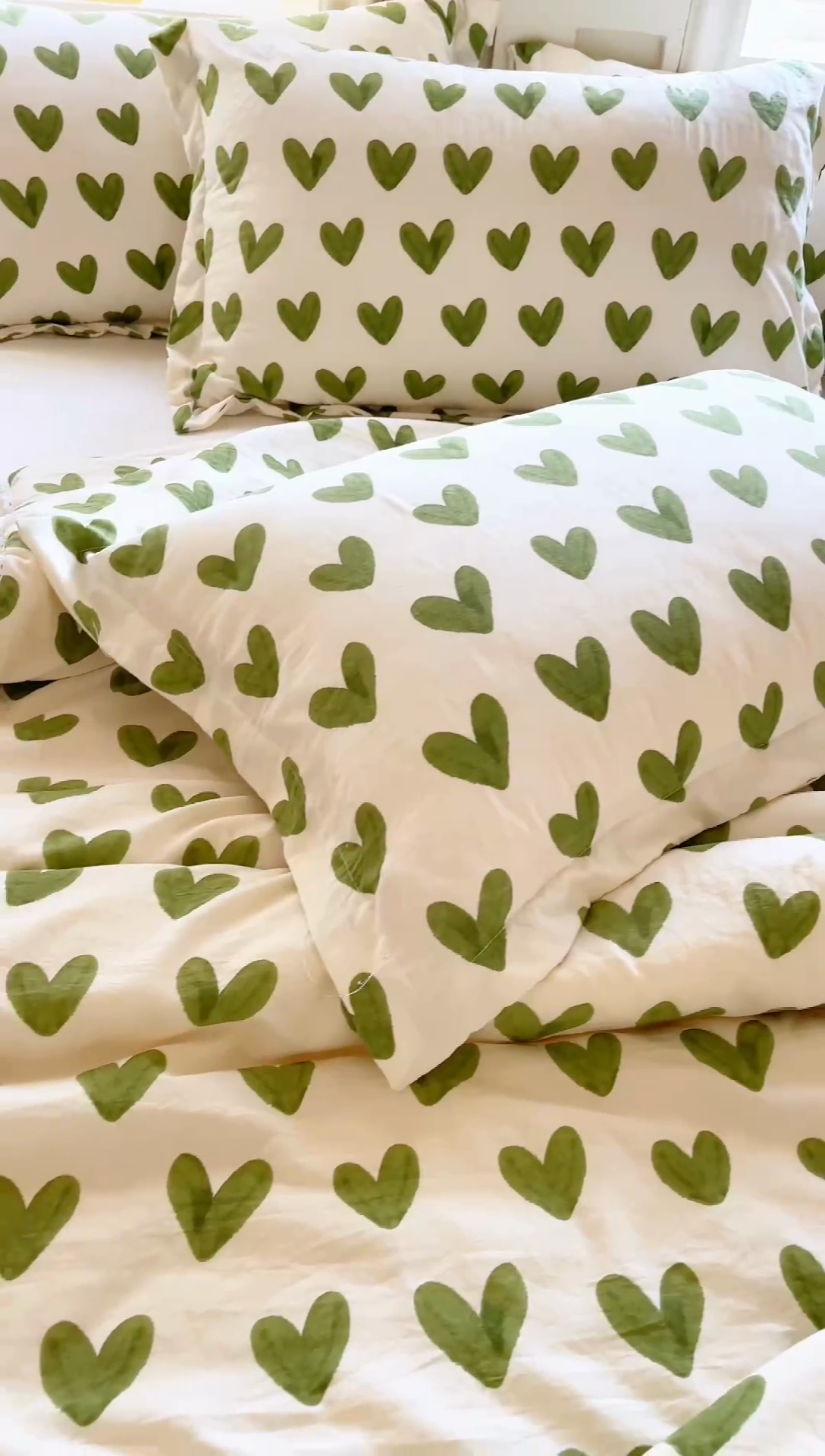 91家纺网 家纺一手货源 找家纺 创优家纺  2025新款A类皱皱纱小花边夏被 心心相印