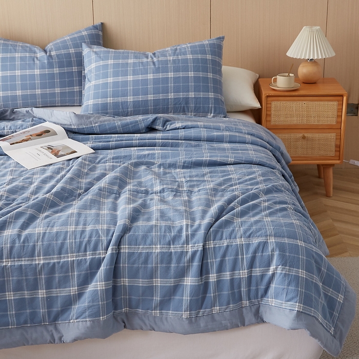 91家纺网 家纺一手货源 找家纺 猎鹿人家纺 2024新款水洗棉棉花夏被 乔南-蓝