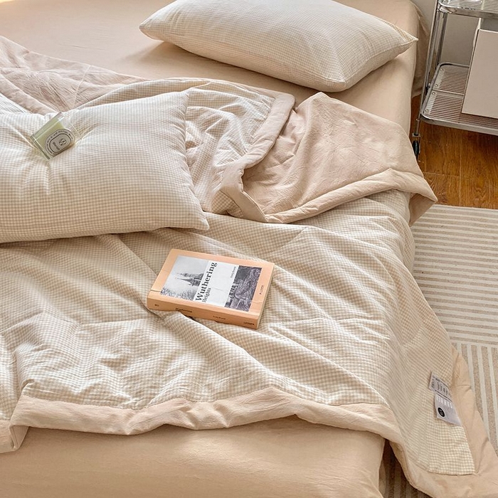 91家纺网 家纺一手货源 找家纺 水洗的故事2025新款A类色织水洗棉丝夏被四件套系列 小格米