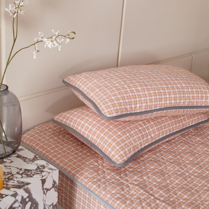 91家纺网 家纺一手货源 找家纺 杜先生 2024新款无印风水洗棉夹棉床笠 蜜橘格