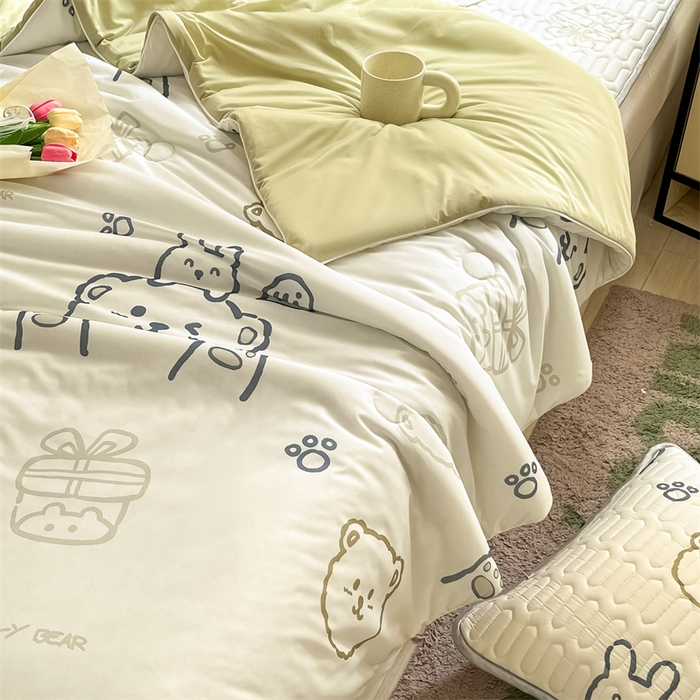 91家纺网 家纺一手货源 找家纺 古吉梦 2024新款冰激凌凉感丝夏被-小清新 凉感丝夏被-奶油布丁+莴苣