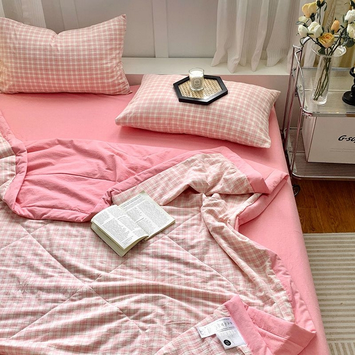 91家纺网 家纺一手货源 找家纺 水洗的故事2025新款A类色织水洗棉丝夏被四件套系列 春桃格