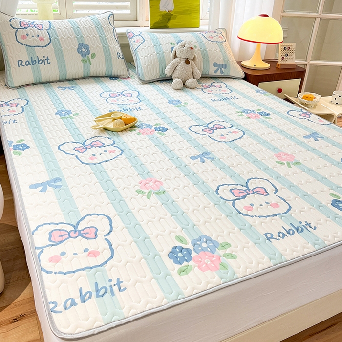 91家纺网 家纺一手货源 找家纺 慕澄家纺 2024新款小版印花0.5乳胶凉席系列 条纹兔