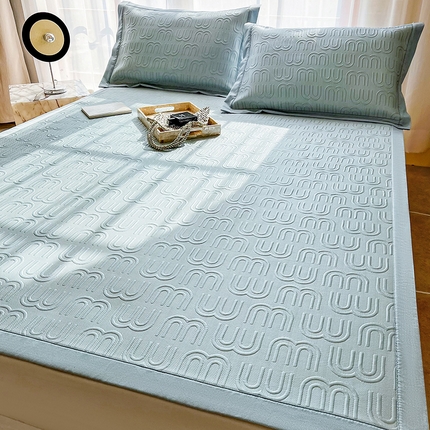 91家纺网 家纺一手货源 找家纺 全季家居 2024新款5A速冷PE简约系列凉豆豆席 缪缪-迷雾蓝-床席款