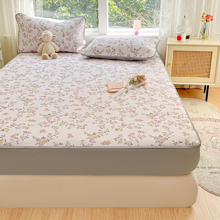 91家纺网 家纺一手货源 找家纺 星座 2025大斜纹复合冰丝凉席床笠款 小熊花园-床笠款