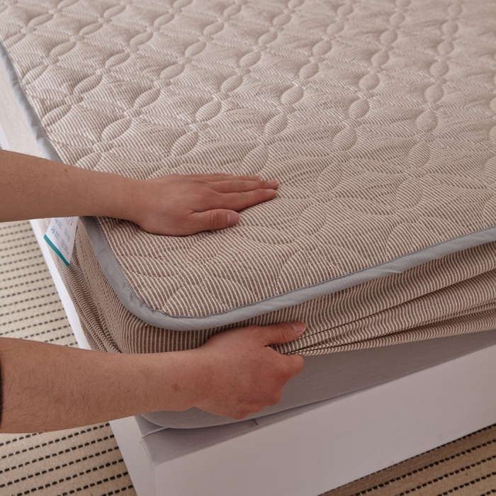 91家纺网 家纺一手货源 找家纺 杜先生 2024新款无印风水洗棉夹棉床笠 米条纹