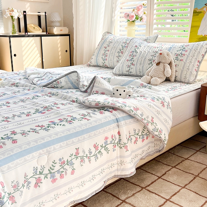 91家纺网 家纺一手货源 找家纺 慕澄家纺 2024新款小版印花0.5乳胶凉席夏被四件套 花藤