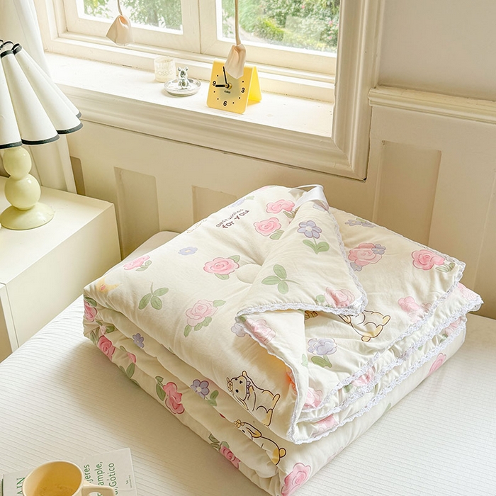 91家纺网 家纺一手货源 找家纺 创优家纺  2025新款A类皱皱纱小花边夏被 馥郁鲜花