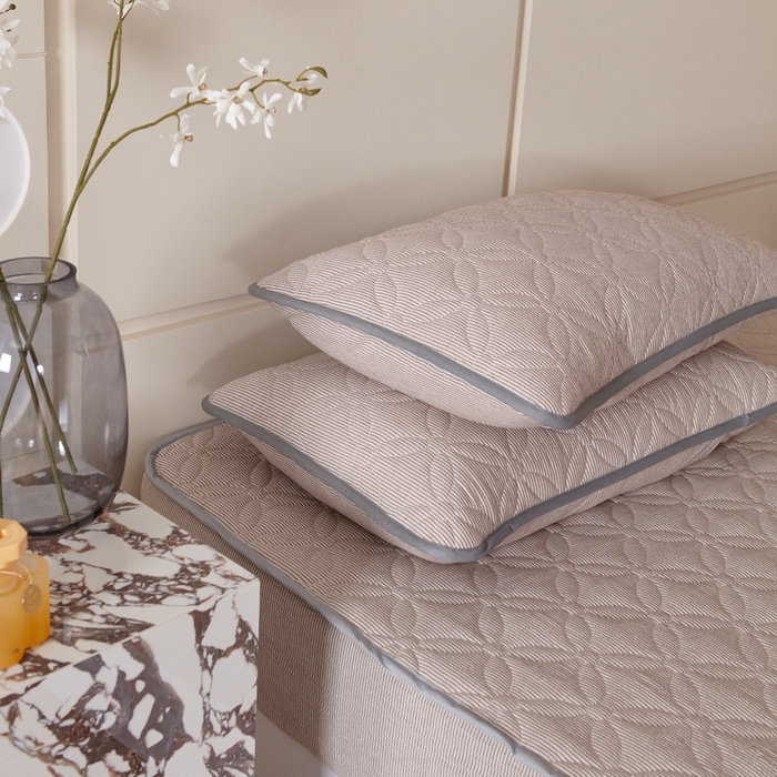 91家纺网 家纺一手货源 找家纺 杜先生 2024新款无印风水洗棉夹棉床笠 米条纹