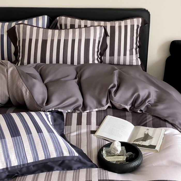 91家纺网 家纺一手货源 找家纺 优悦生活馆 2024新款天丝宽边拼角四件套-商务系列 凯曼蒂-咖