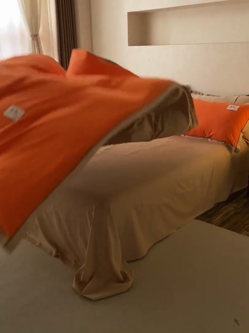 91家纺网 家纺一手货源 找家纺 启程家纺 2024新款全棉A类40支嵌绳包边款四件套 桔卡其