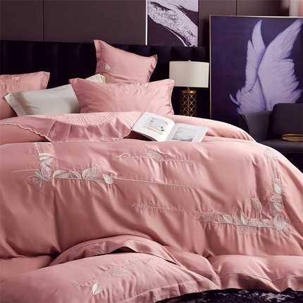 91家纺网 家纺一手货源 找家纺 （总）保罗圣迪奥 2024新款天丝床盖款夏被四件套-绿叶如茵