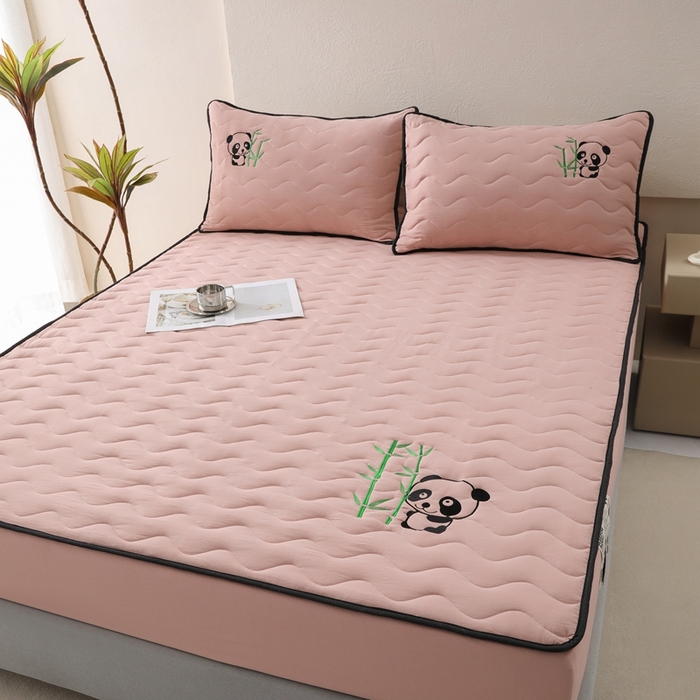 91家纺网 家纺一手货源 找家纺 恒尚居 2024新款熊猫刺绣水洗原棉大豆床笠-四季款 豆沙色