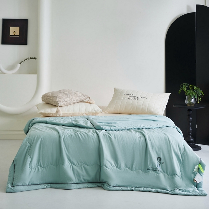 91家纺网 家纺一手货源 找家纺 米菲 2024新款亲肤舒适冰蝉丝科技被 夏被 被子被芯 青春兰