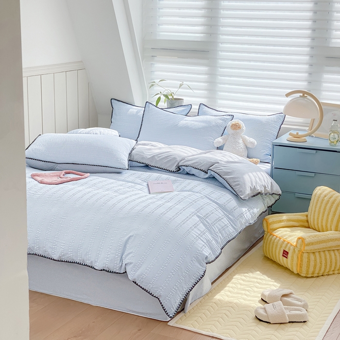 91家纺网 家纺一手货源 找家纺 羋多2024新款贝壳边雨泡泡棉泡泡纱双层纱四件套 天空蓝+雅士灰