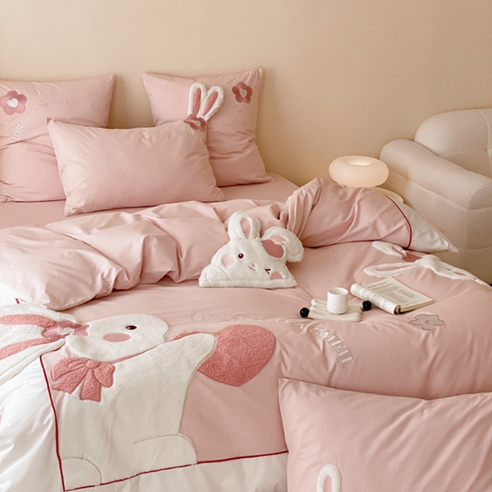 91家纺网 家纺一手货源 找家纺 （总）星野家居 2024春夏新品加厚40s水洗棉贴布绣四件套-抱抱兔