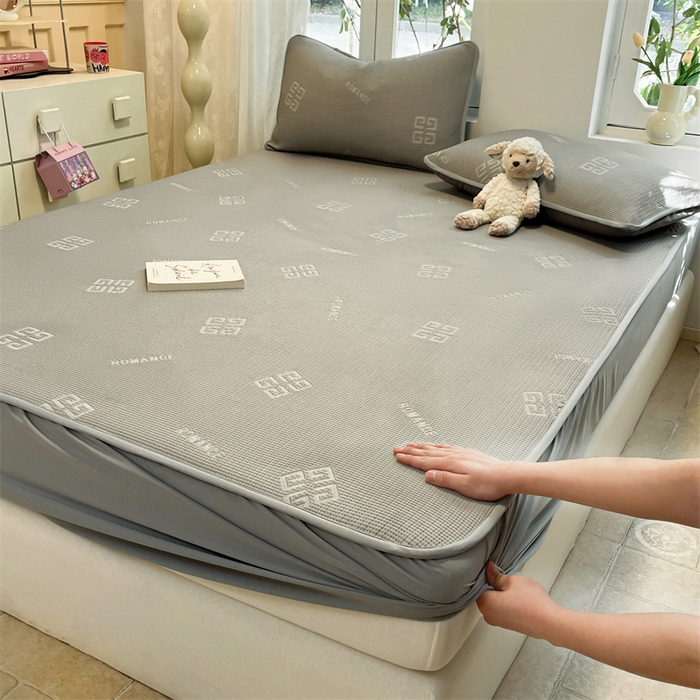 91家纺网 家纺一手货源 找家纺 启程家纺 2024春夏A类凉豆豆凉席床笠款凉席套件 纪梵星