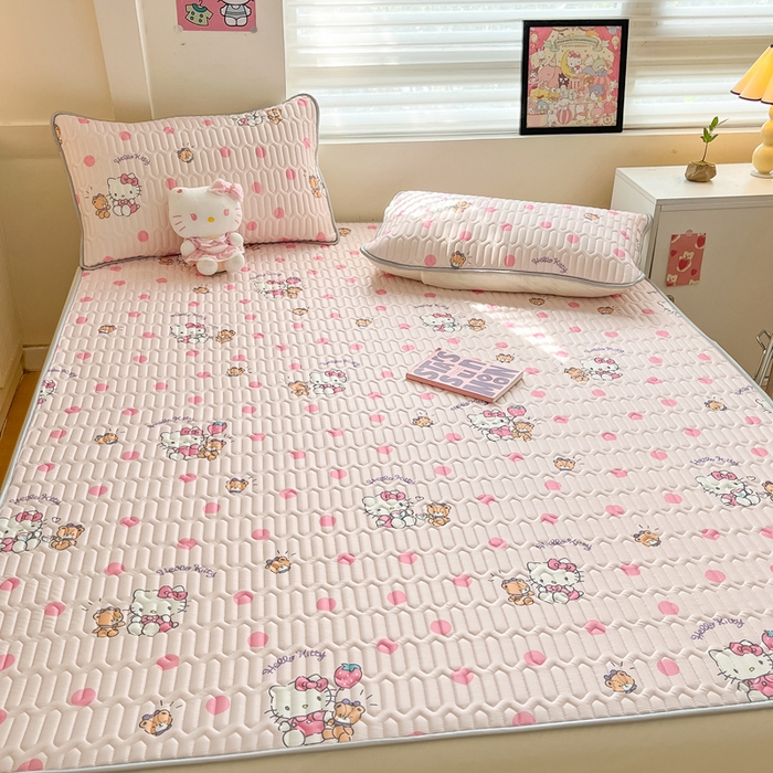 91家纺网 家纺一手货源 找家纺 金爱家 2024新款库洛米床笠款凉感丝乳胶凉席 床笠款-玩偶kt