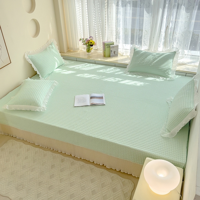 91家纺网 家纺一手货源 找家纺 冬然家纺 2024新款素色花边系列冰豆豆榻榻米凉席 抹茶绿