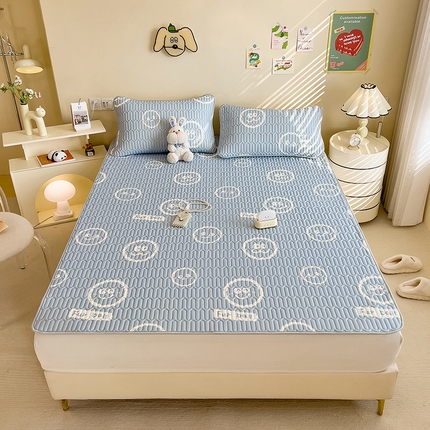 91家纺网 家纺一手货源 找家纺 世纪绒品 2026新款凉感丝印花款乳胶凉席 小煤球