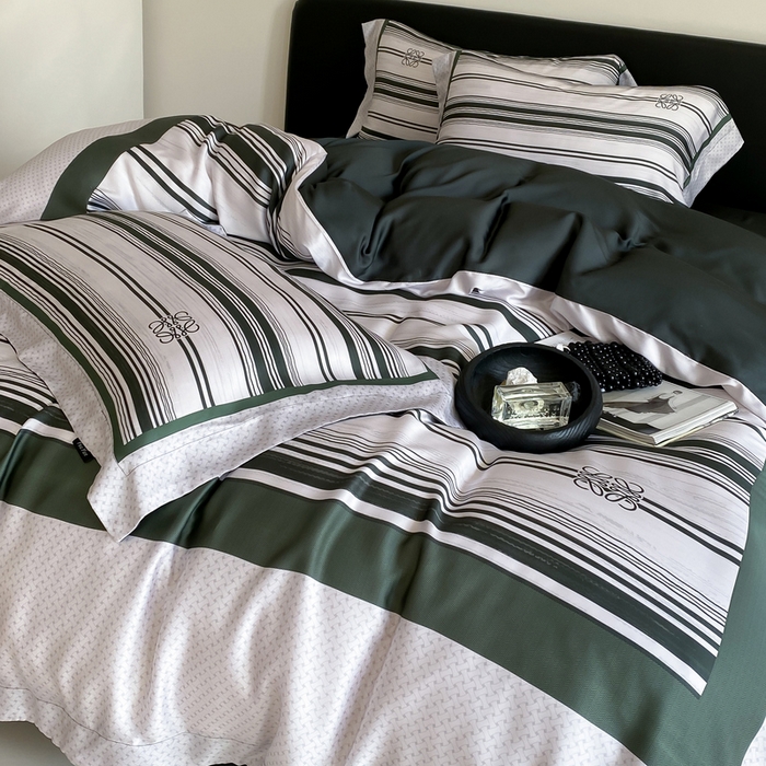 91家纺网 家纺一手货源 找家纺 优悦生活馆 2024新款天丝宽边拼角四件套-商务系列 伯爵荣耀-绿