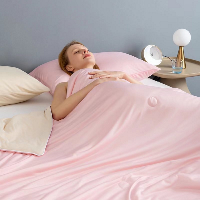 91家纺网 家纺一手货源 找家纺 （总）工厂直供纯色双拼凉感丝冰淇淋瓜瓜夏凉被空调被夏被直播爆款