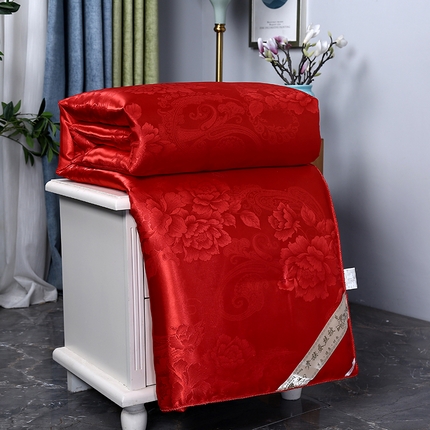 91家纺网 家纺一手货源 找家纺 尚品家纺 2025新款牡丹花手工订花蚕丝被 红色