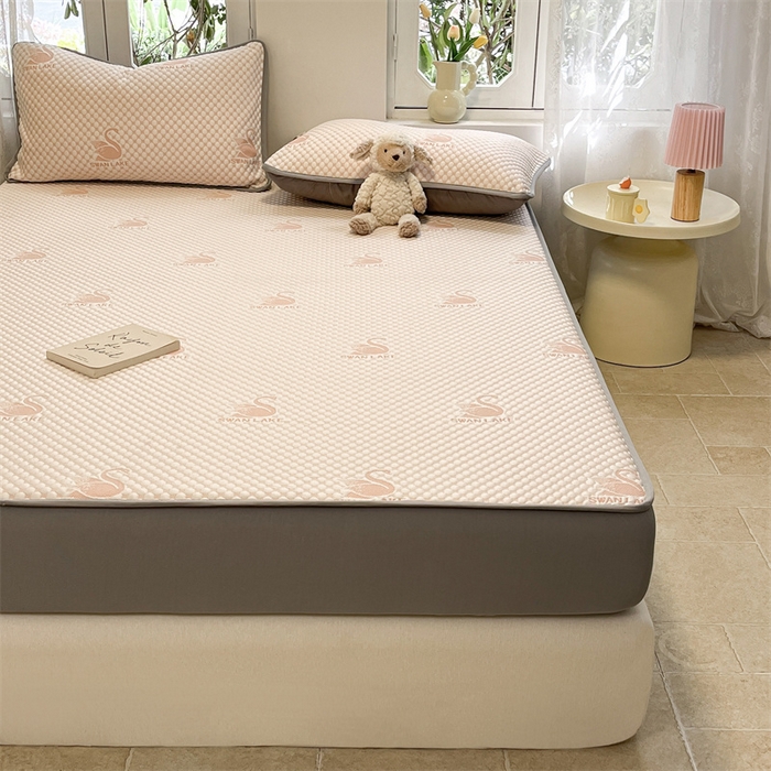 91家纺网 家纺一手货源 找家纺 启程家纺 2024春夏A类凉豆豆凉席床笠款凉席套件 小天鹅