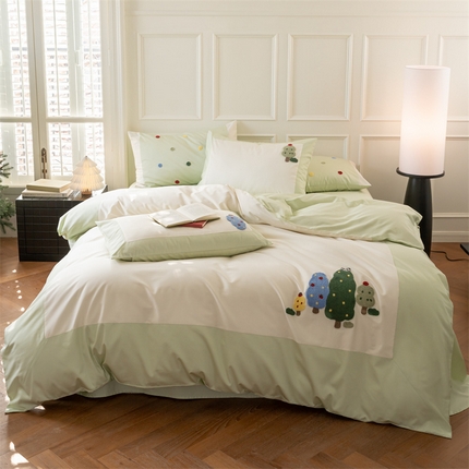 91家纺网 家纺一手货源 找家纺 （总）泽西家纺 2024新款可爱卡通风全棉水洗棉四件套毛巾绣大拼角四件套