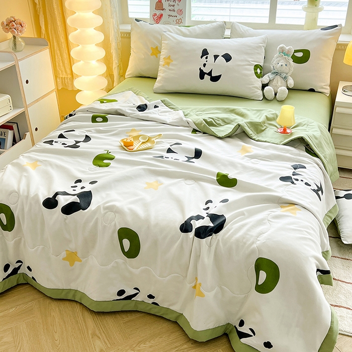 91家纺网 家纺一手货源 找家纺 妖妖家纺 2024新款超柔软糯水洗云朵棉印花夏被四件套 国宝梦境