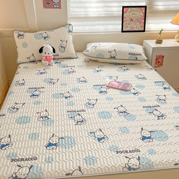 91家纺网 家纺一手货源 找家纺 金爱家 2024新款库洛米床笠款凉感丝乳胶凉席 床笠款-蓝点帕哈狗