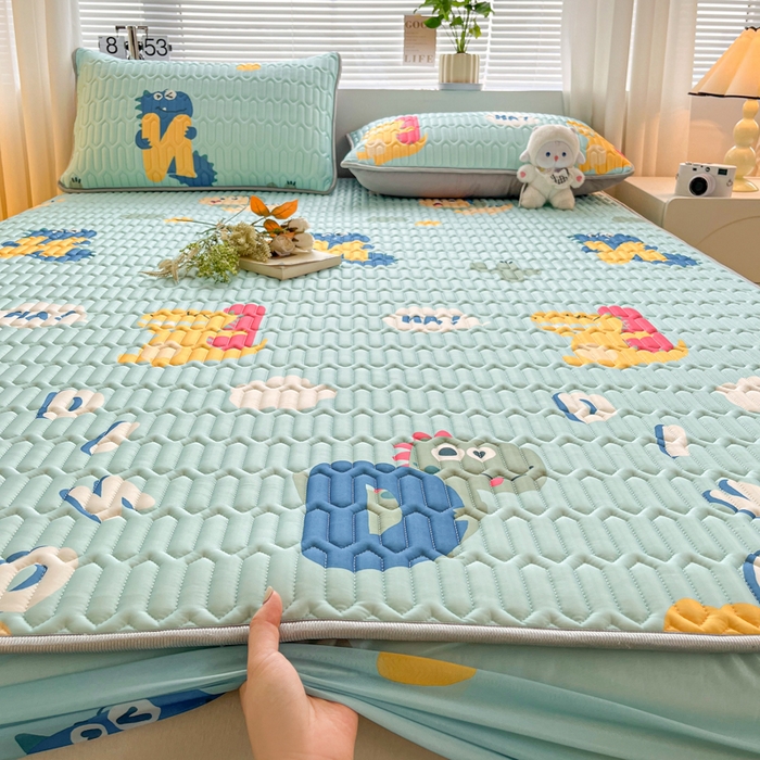 91家纺网 家纺一手货源 找家纺 福来临家纺 2025新款A类凉感丝印花含胶床笠 恐龙乐园