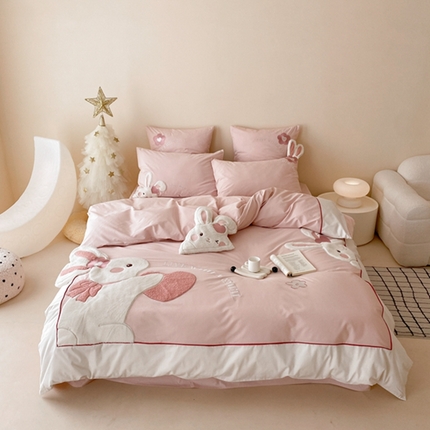 91家纺网 家纺一手货源 找家纺 （总）星野家居 2024春夏新品加厚40s水洗棉贴布绣四件套-抱抱兔