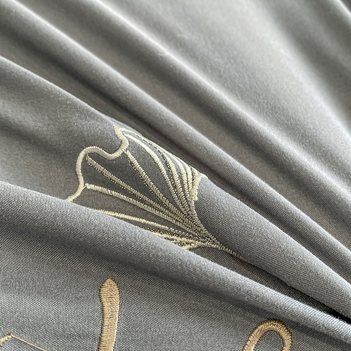 91家纺网 家纺一手货源 找家纺 孟鑫 2025新款水洗磨毛刺绣绣花四件套-三生有杏系列 时尚灰