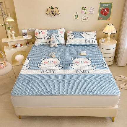 91家纺网 家纺一手货源 找家纺 世纪绒品 2026新款凉感丝印花款乳胶凉席 宝贝熊