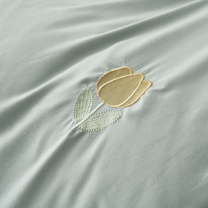 91家纺网 家纺一手货源 找家纺 闲鱼家纺 2025新款A类亲肤刺绣四件套春雅系列 郁金香-豆灰