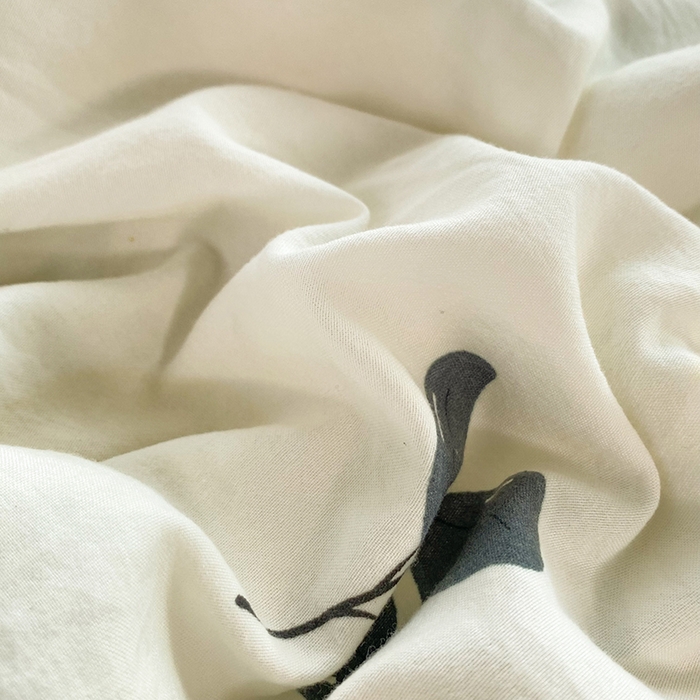 91家纺网 家纺一手货源 找家纺 妖妖家纺 2024新款超柔软糯水洗云朵棉印花夏被四件套 柿柿如意