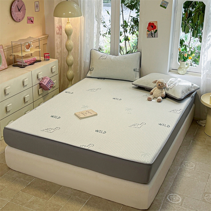 91家纺网 家纺一手货源 找家纺 启程家纺 2024春夏A类凉豆豆凉席床笠款凉席套件 小恐龙